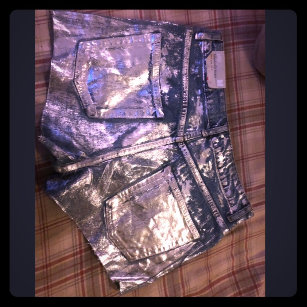 Blue sliver high waisted jean shorts